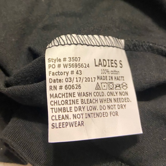 NWT! Majestic San Francisco Giants baseball women’s short sleeve top Small - Picture 7 of 9